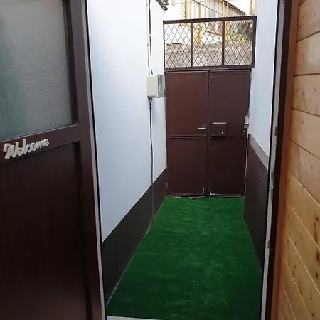 Casa Singur In Curte, Centru Vechi, 4 Persoane *